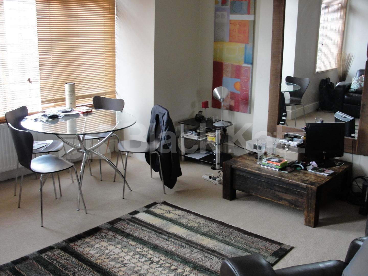 			LET, 2 Bedroom, 1 bath, 1 reception Apartment			 Medora Road, Brixton.